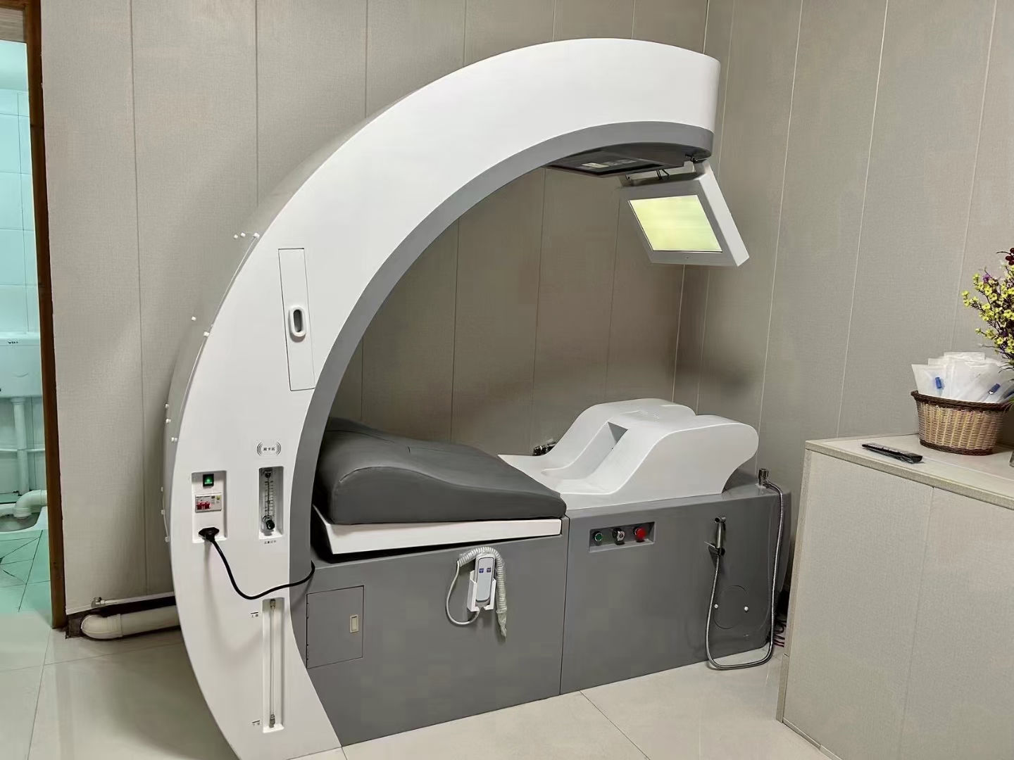 open system colon hydrotherapy machine